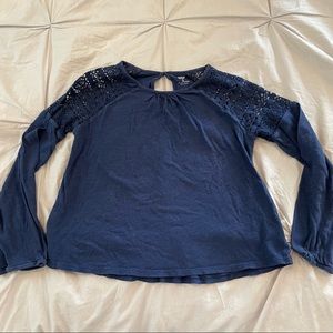 Girl’s long sleeves knit shoulder top